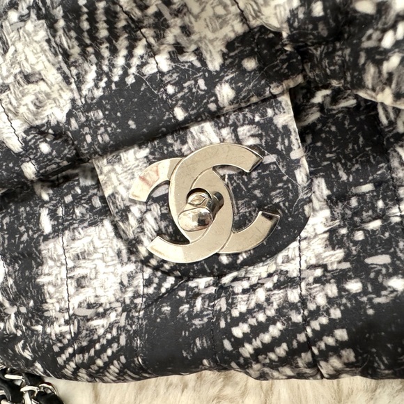 Chanel Black Nylon Flap Bag - Picture 4 of 14